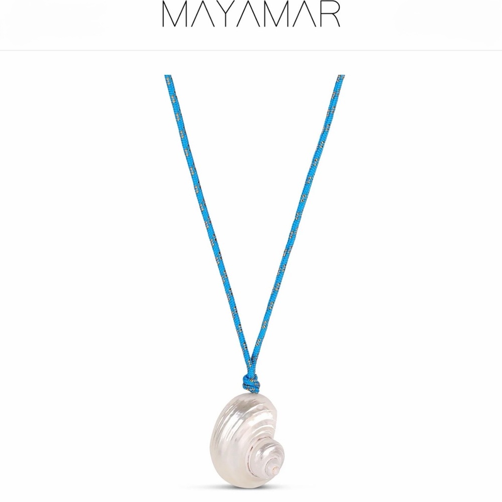 Coastal luxury Pearl White Shell Pendant Necklace
